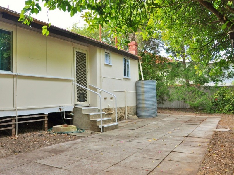 109 Lansdowne Road, Kensington WA 6151