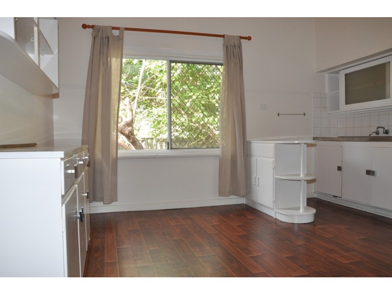 109 Lansdowne Road, Kensington WA 6151