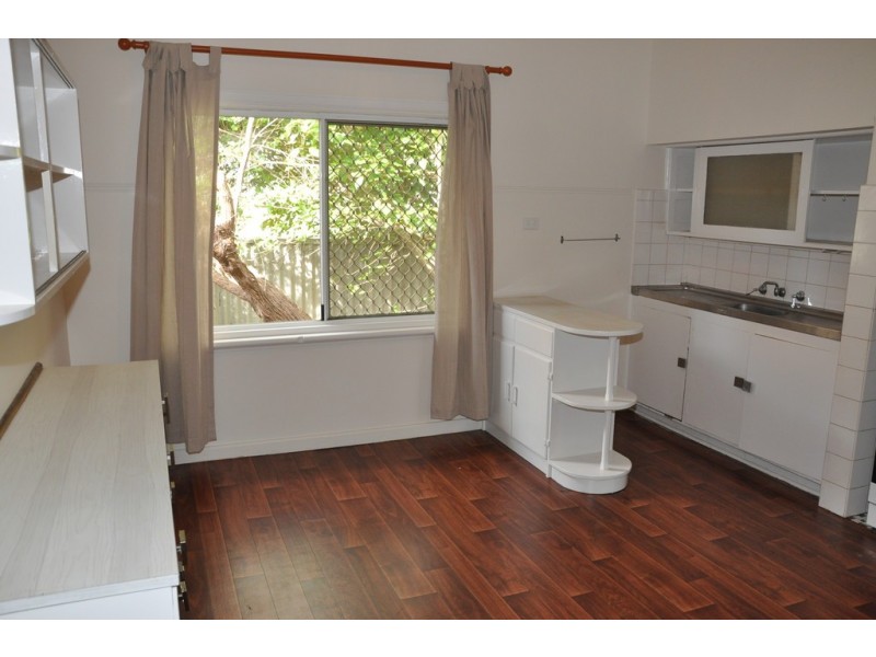 109 Lansdowne Road, Kensington WA 6151