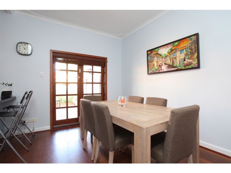 19 Gladstone Street, St James WA 6102