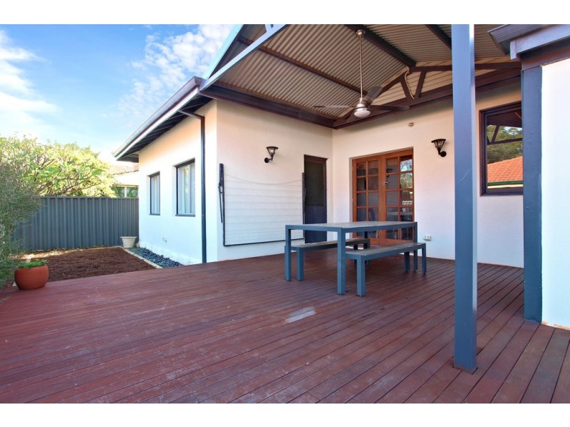 19 Gladstone Street, St James WA 6102