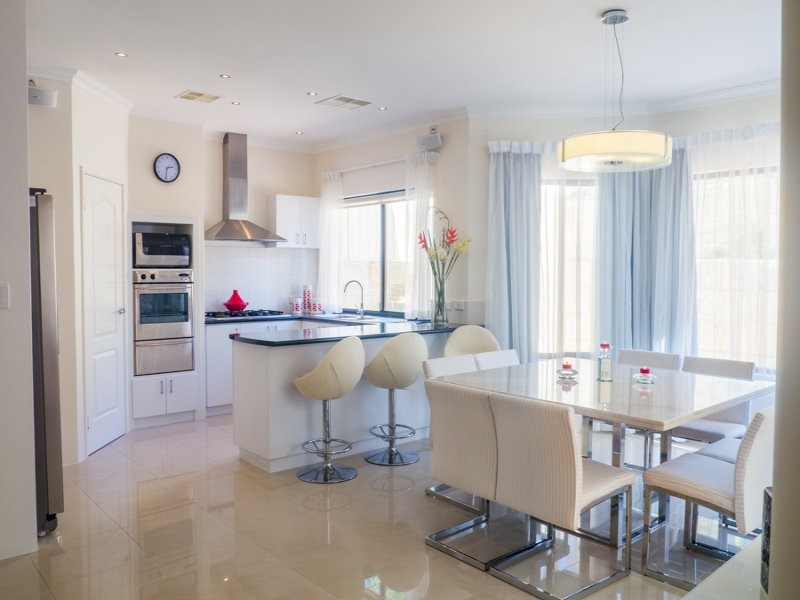 33 Mofflyn Circle, East Victoria Park WA 6101