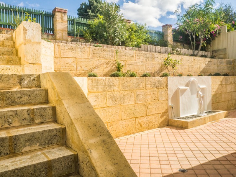 33 Mofflyn Circle, East Victoria Park WA 6101