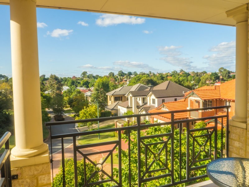 33 Mofflyn Circle, East Victoria Park WA 6101