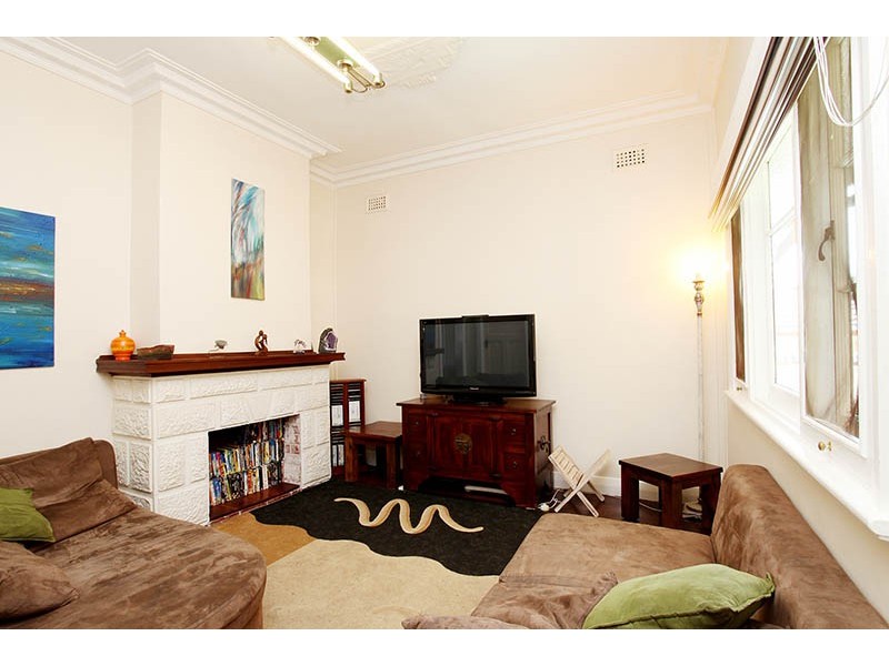 1 Salisbury Street, St James WA 6102