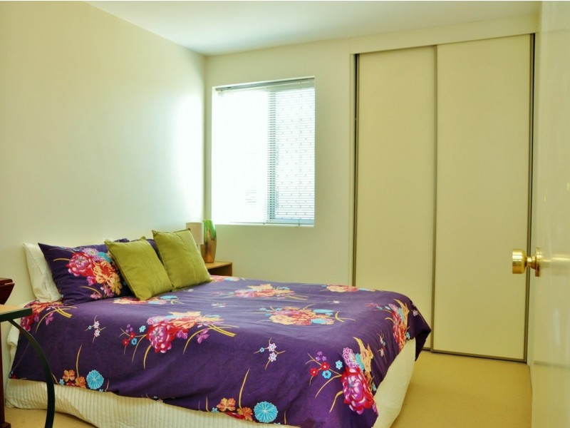 6W/107 Washington Street, Victoria Park WA 6100