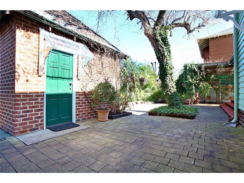 85 Carnarvon Street, East Victoria Park WA 6101