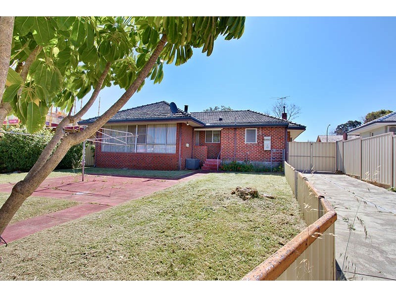 28 Leichardt Street, St James WA 6102