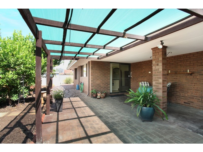 12a Grantham Place, Carlisle WA 6101