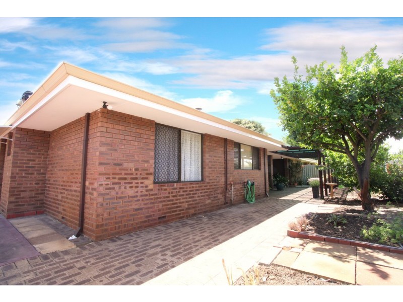 12a Grantham Place, Carlisle WA 6101