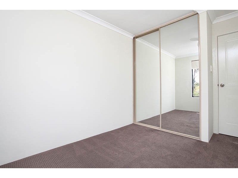 25/20 Gochean Avenue, Bentley WA 6102