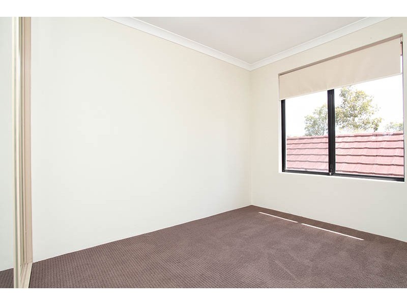 25/20 Gochean Avenue, Bentley WA 6102