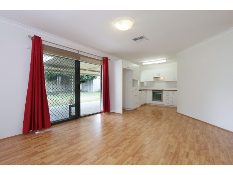 10 Choseley Way, Langford WA 6147