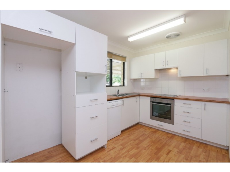 10 Choseley Way, Langford WA 6147