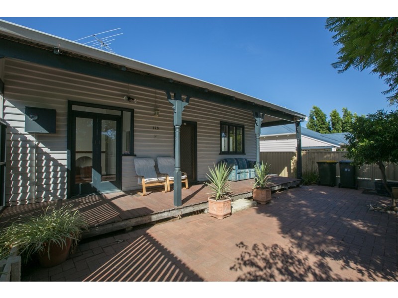 120 Hubert Street, East Victoria Park WA 6101