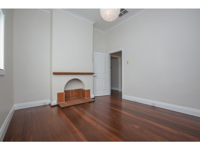 120 Hubert Street, East Victoria Park WA 6101