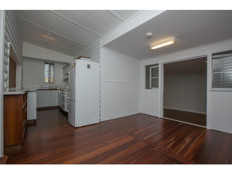 120 Hubert Street, East Victoria Park WA 6101