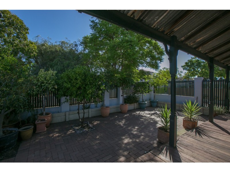 120 Hubert Street, East Victoria Park WA 6101