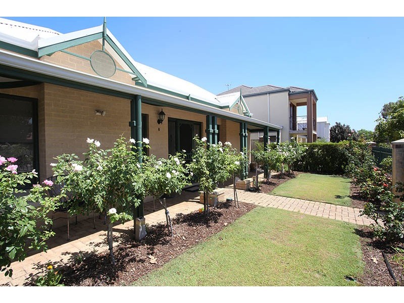 7 Cygnus Road, Ascot WA 6104