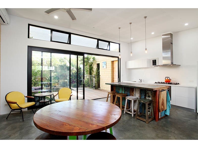 9A Stroughton Road, Westminster WA 6061