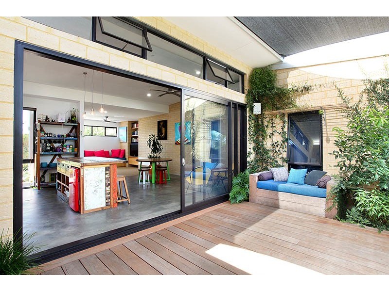 9A Stroughton Road, Westminster WA 6061