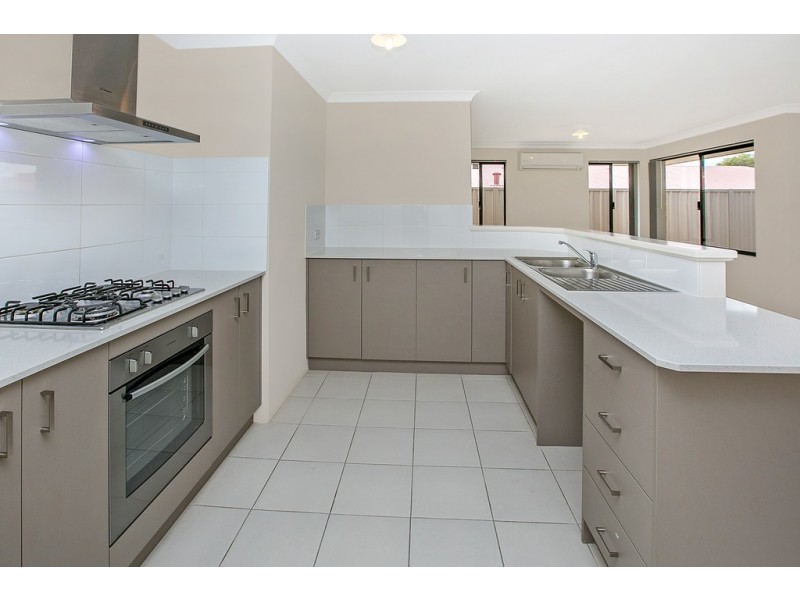 20A Deverall Way, Bentley WA 6102