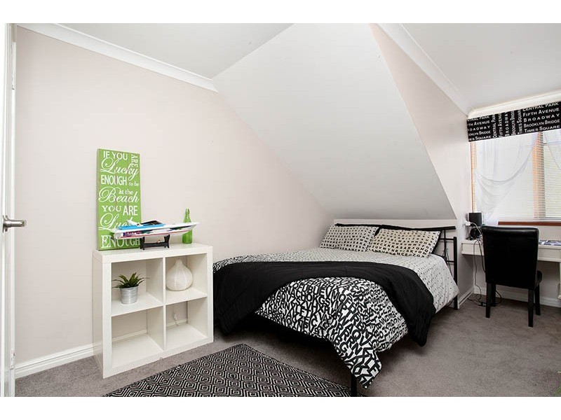 30 Alexandria Boulevard, Canning Vale WA 6155