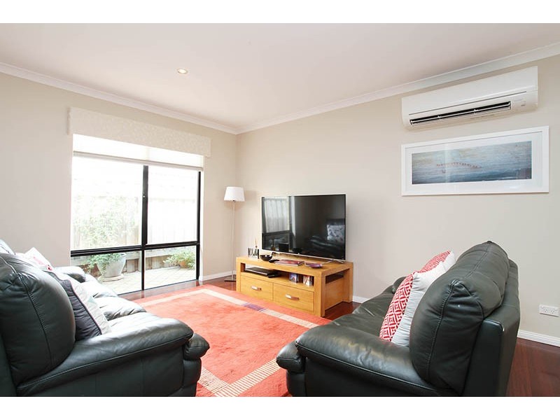 32 Sedgeland Way, Ascot WA 6104