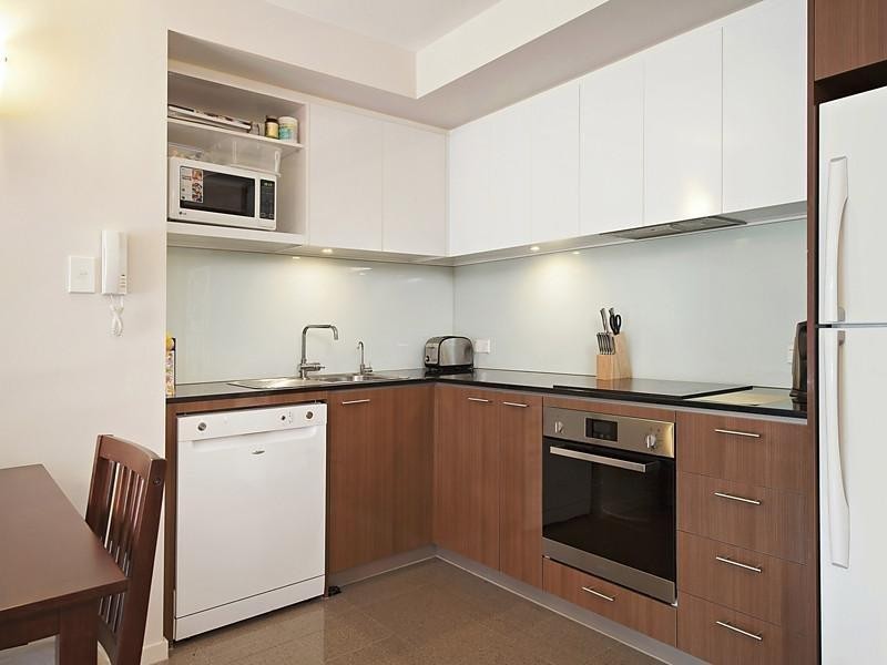 16/143 Adelaide Terrace, East Perth WA 6004