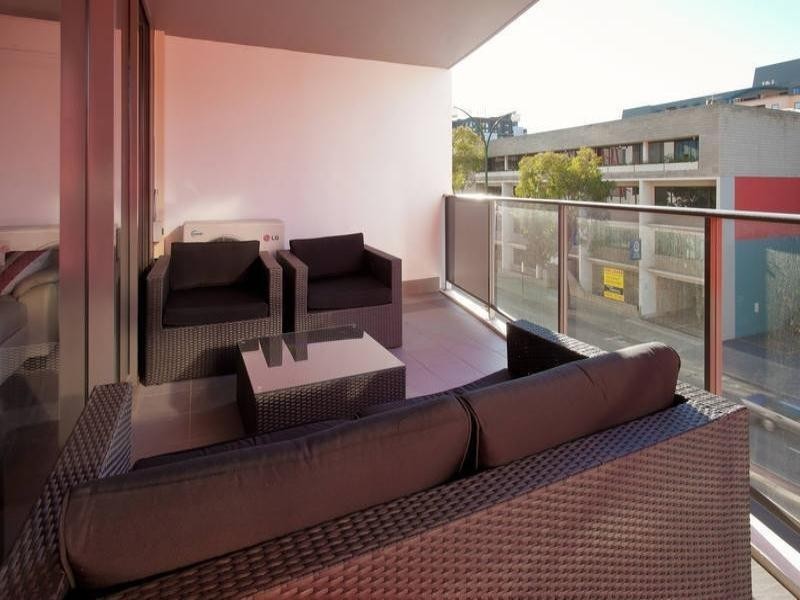 16/143 Adelaide Terrace, East Perth WA 6004