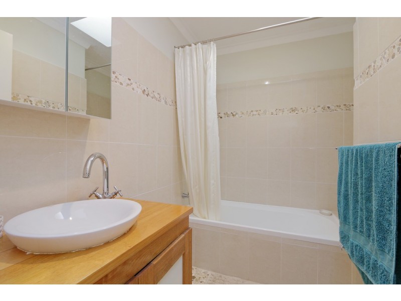 4/11 Eleanor Street, Como WA 6152