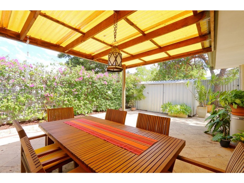 4/11 Eleanor Street, Como WA 6152
