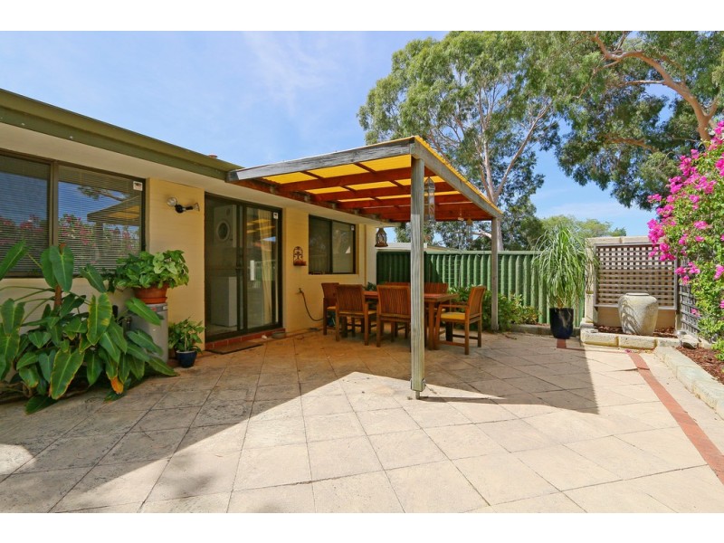 4/11 Eleanor Street, Como WA 6152