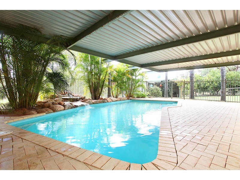 22 Moondyne Trail, Gnangara WA 6077