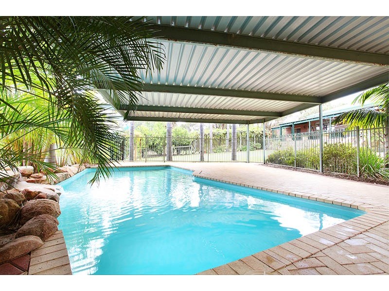 22 Moondyne Trail, Gnangara WA 6077