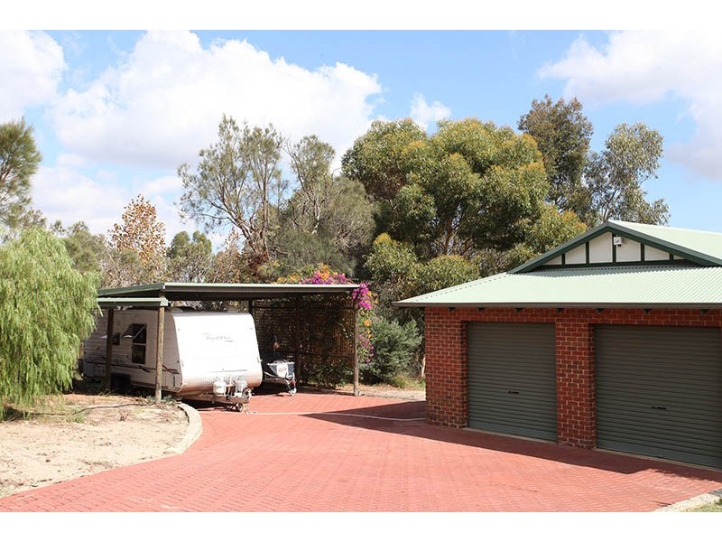 22 Moondyne Trail, Gnangara WA 6077