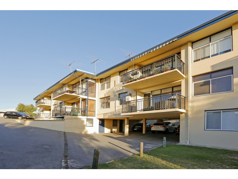 3/45 Robert Street, Como WA 6152