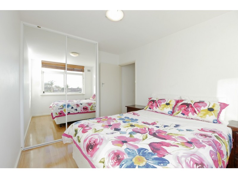 3/45 Robert Street, Como WA 6152