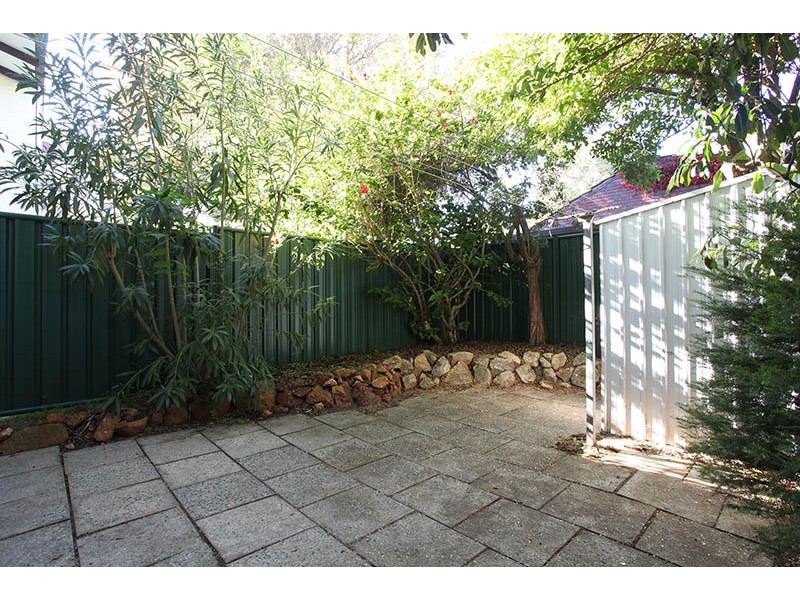 8/39 Byron Road, Kalamunda WA 6076