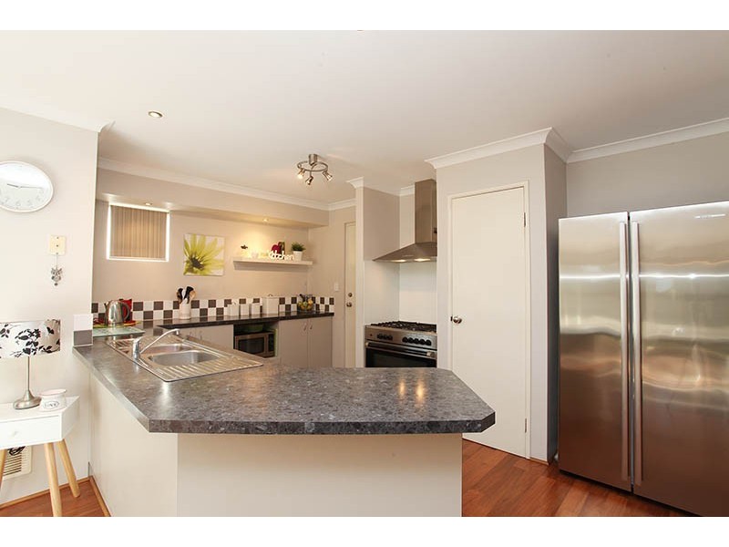 35 Planetree Pass, Canning Vale WA 6155