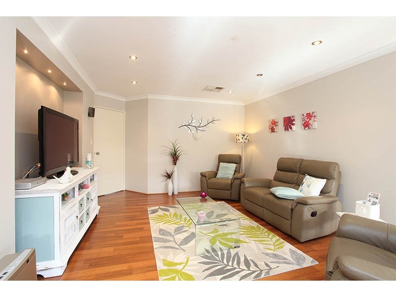 35 Planetree Pass, Canning Vale WA 6155