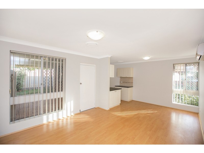 2/74 Mary Street, Como WA 6152