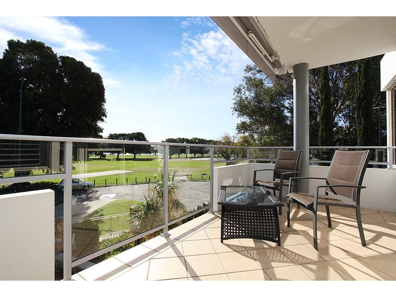 24b Garland Street, Victoria Park WA 6100