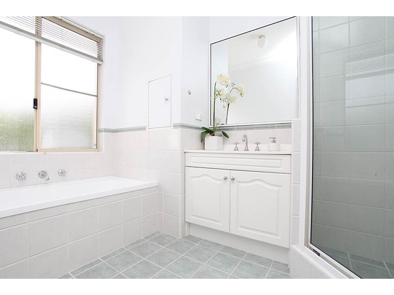 24b Garland Street, Victoria Park WA 6100