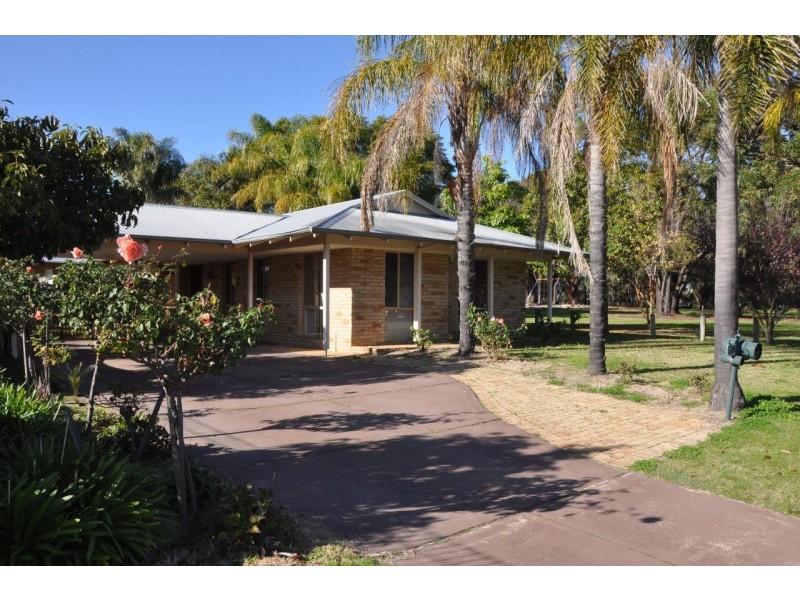 17 ALDWORTH CRESCENT, Gosnells WA 6110