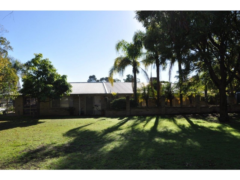 17 ALDWORTH CRESCENT, Gosnells WA 6110