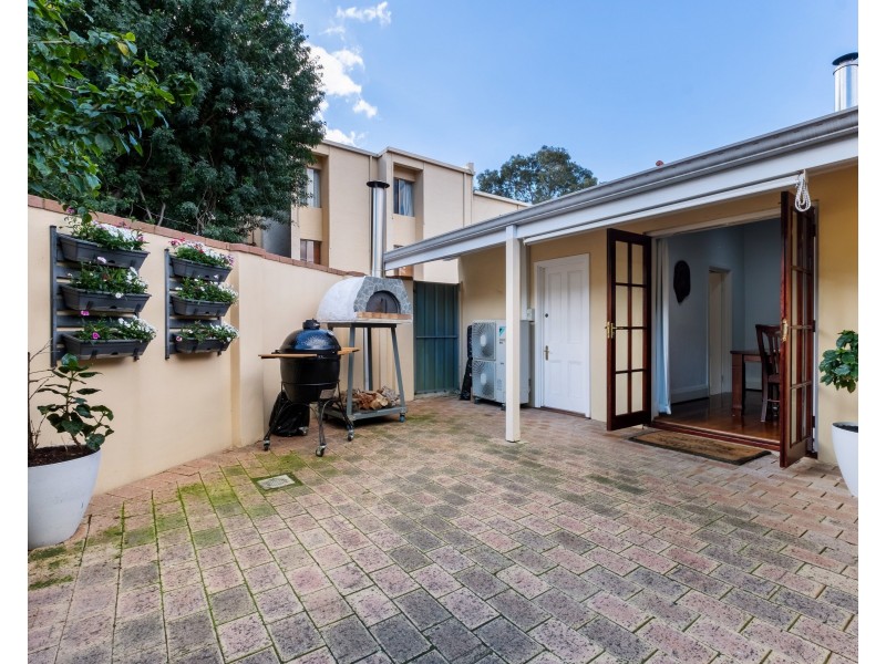 1/165 Canning Highway, South Perth WA 6151