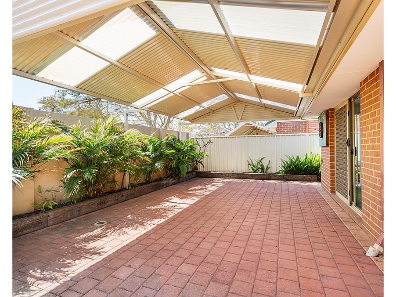 8 Selwyn Place, Rivervale WA 6103