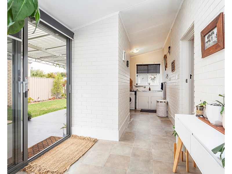 62 Victoria Street, St James WA 6102