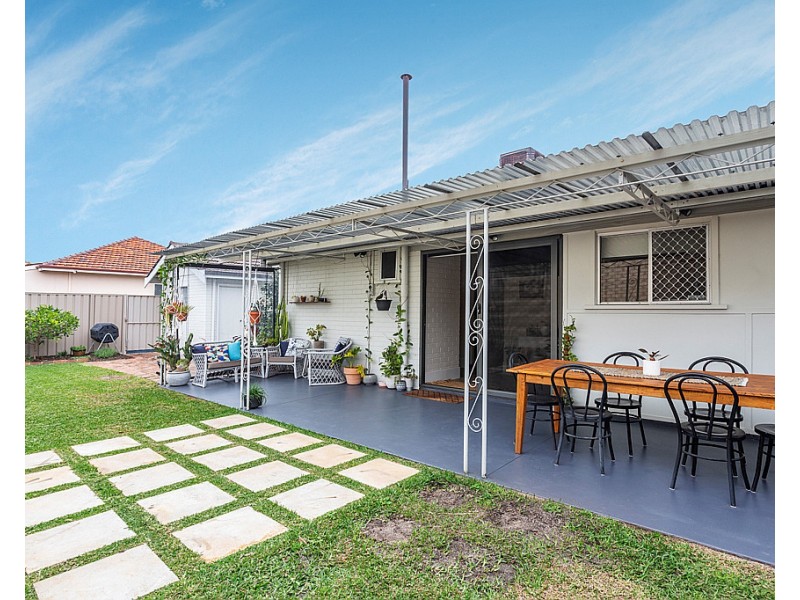 62 Victoria Street, St James WA 6102